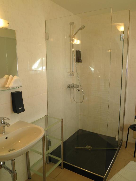 Hotel Lowen Bludenz Δωμάτιο φωτογραφία