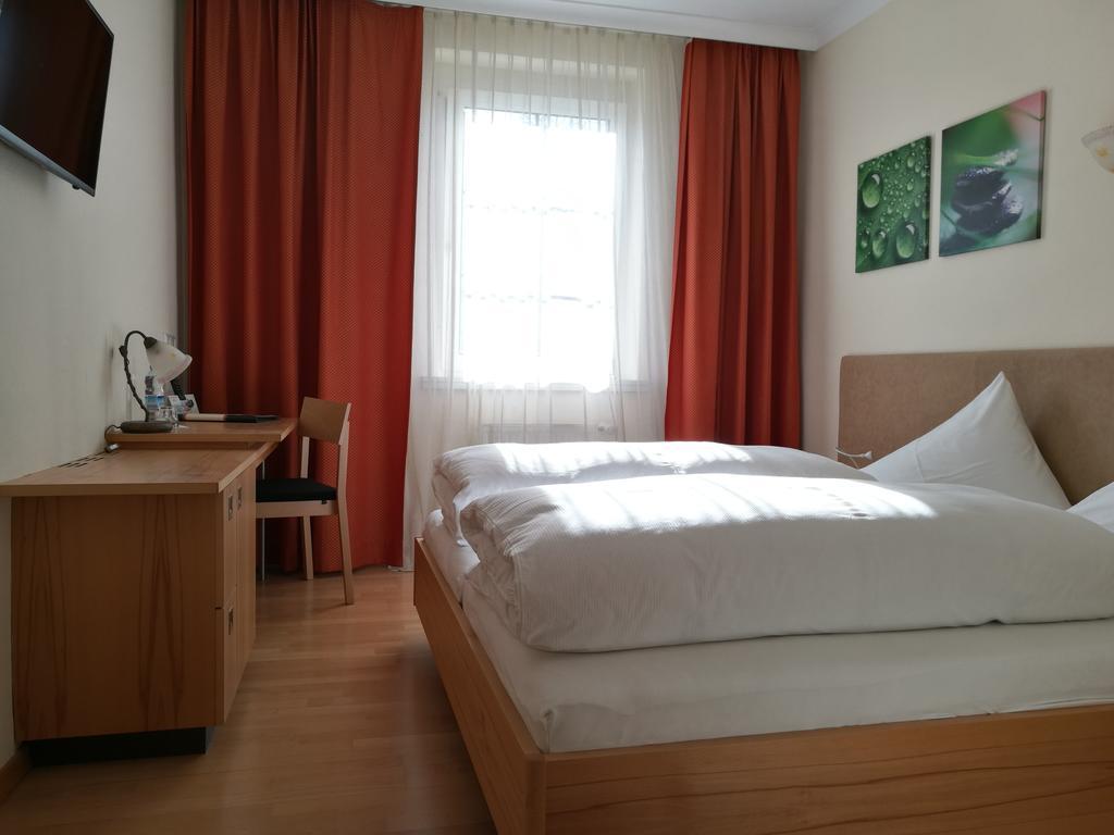Hotel Lowen Bludenz Εξωτερικό φωτογραφία